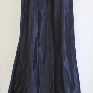Long evening skirt by Carmen Marc valvo 14